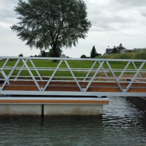 Havenspecialist-aluminium-loopbrug-gangway-eigen-productie