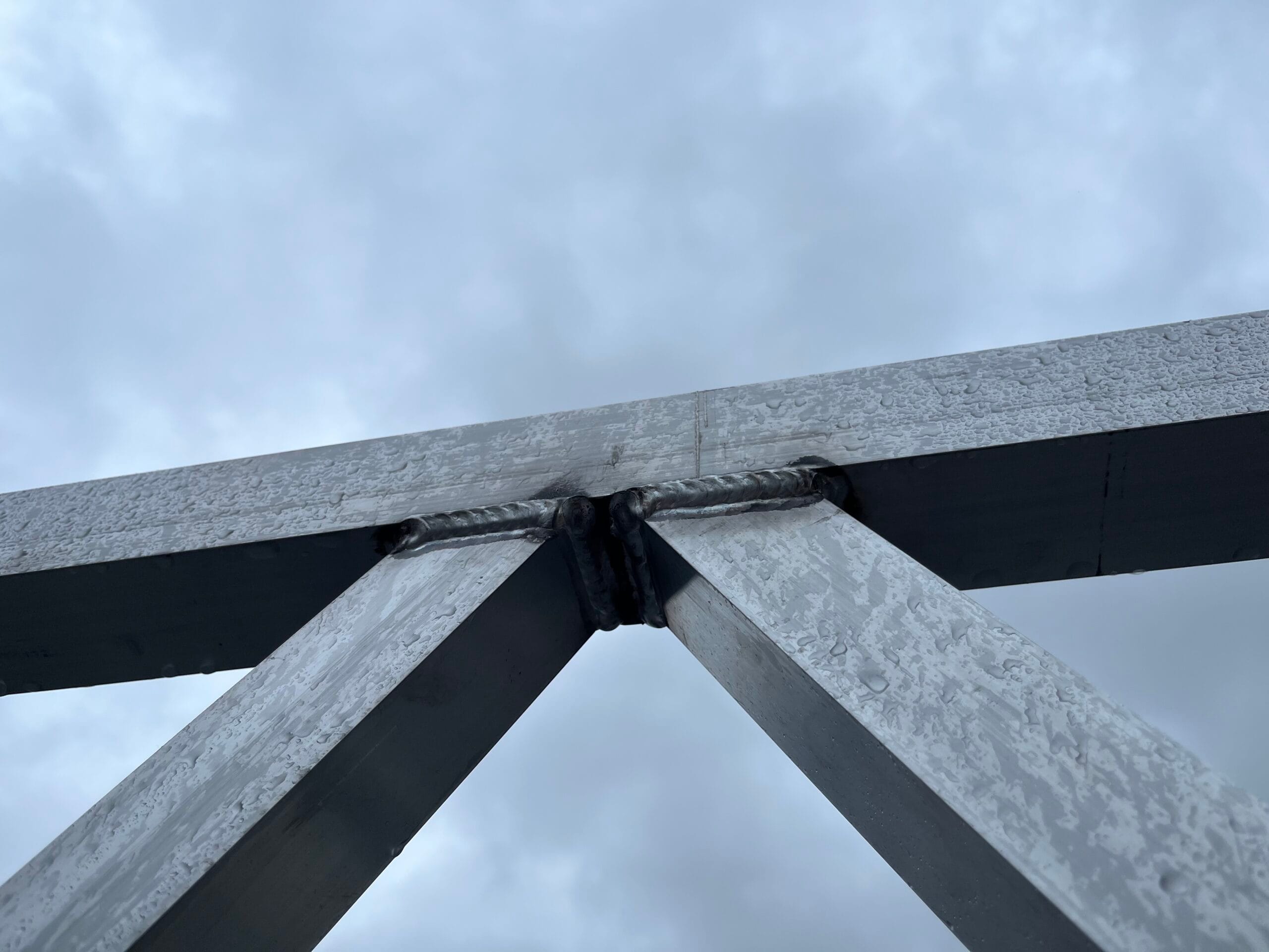 Walkway aluminum detail photo of Las Werk