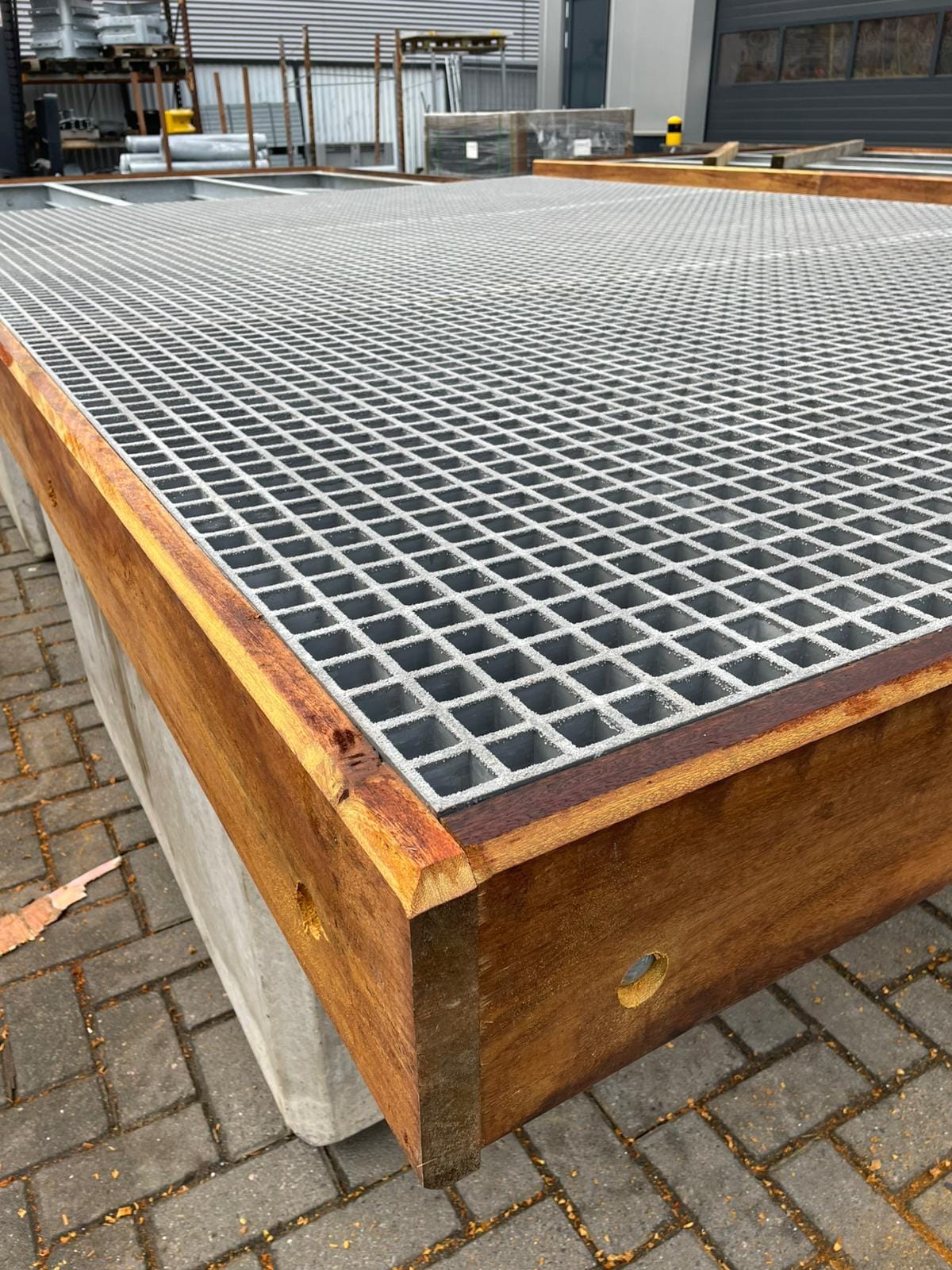  Drijvende steigers – 2 stalen frames 6,1m1 x 2,5m1