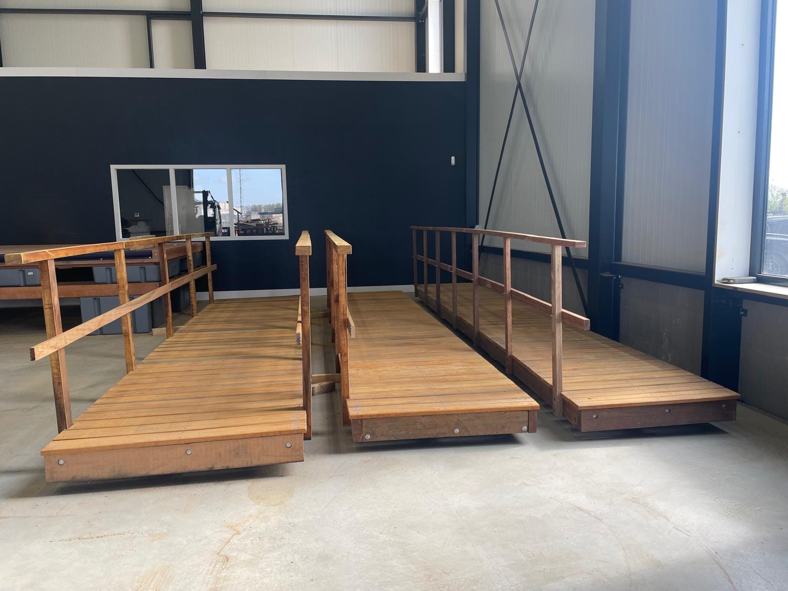  Loopbrug hout maatwerk