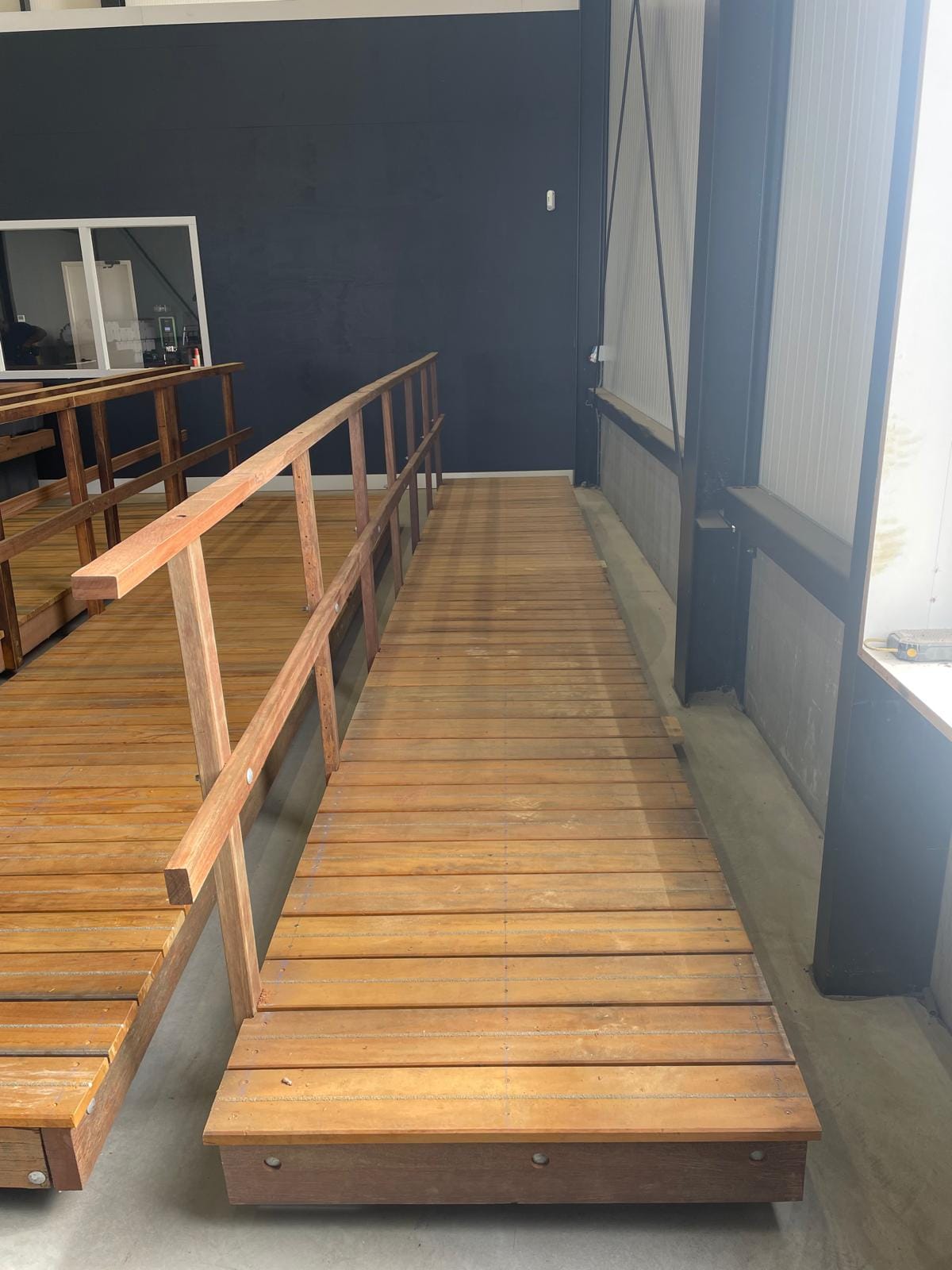  Loopbrug hout maatwerk